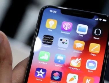 Παράπονα από πελάτες της Apple για το Iphone